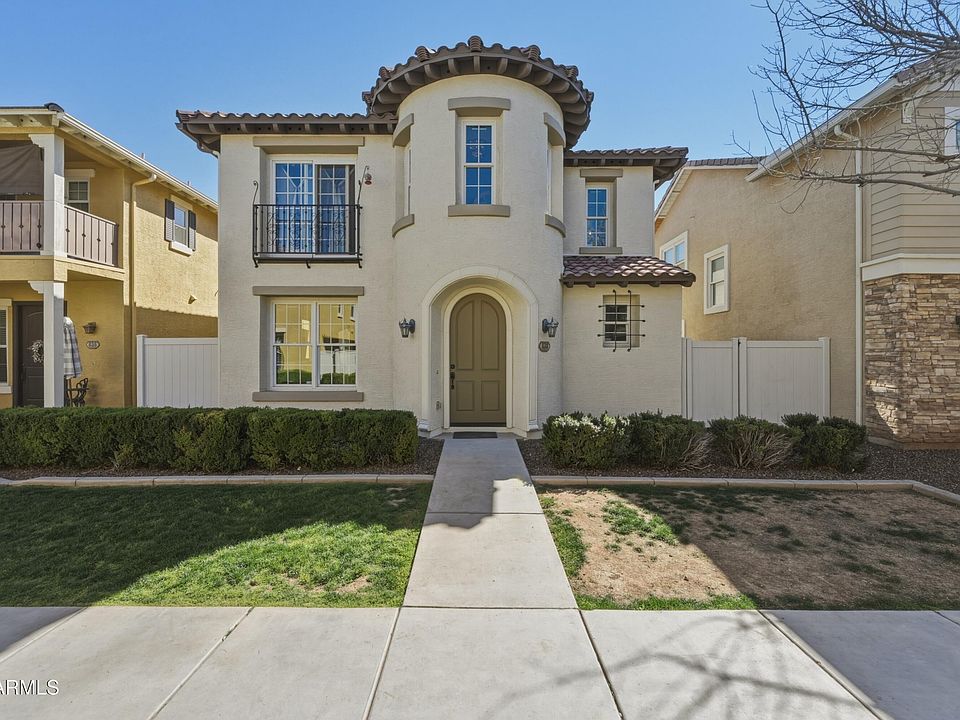 1st image of 838 S HUISH Drive