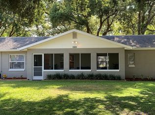 16610 Hanna Rd, Lutz, FL 33549