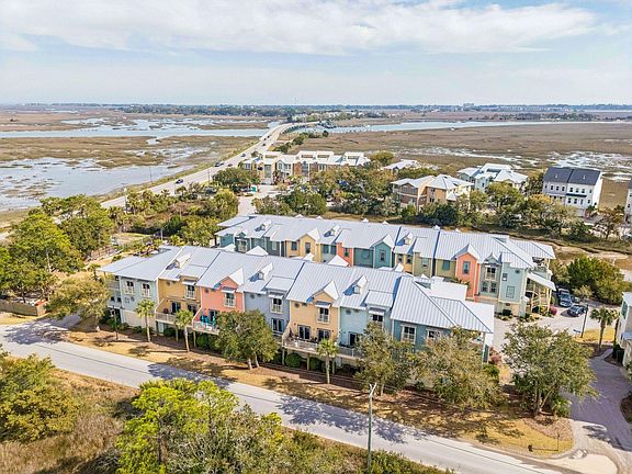 4th image of 1010 Lighterman Way