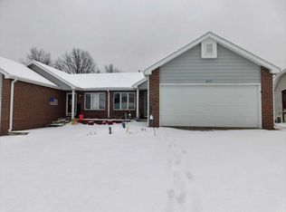 6024 Old Farm Cir, Lincoln, NE 68512
