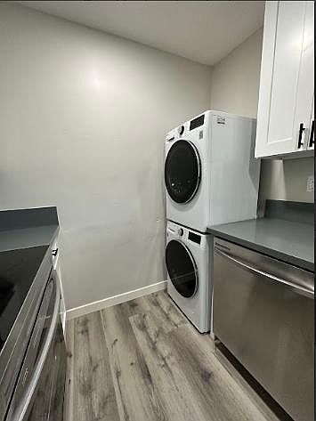 1st image of 2127 Mission Ave #11