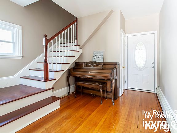 2nd image of 48 Magoun Ave #2