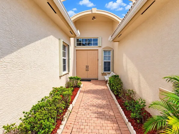 8855 Starhaven Cove, Boynton Beach, FL 33473
