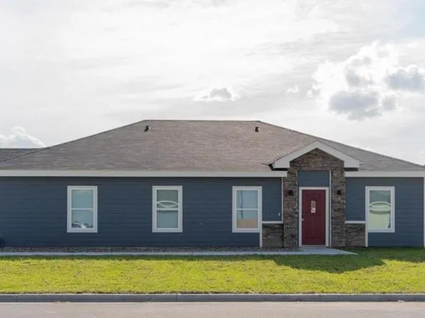 2226 Summit Rd, La Feria, TX 78559