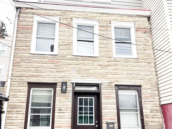 1039 Salter Way, Pittsburgh, PA 15212