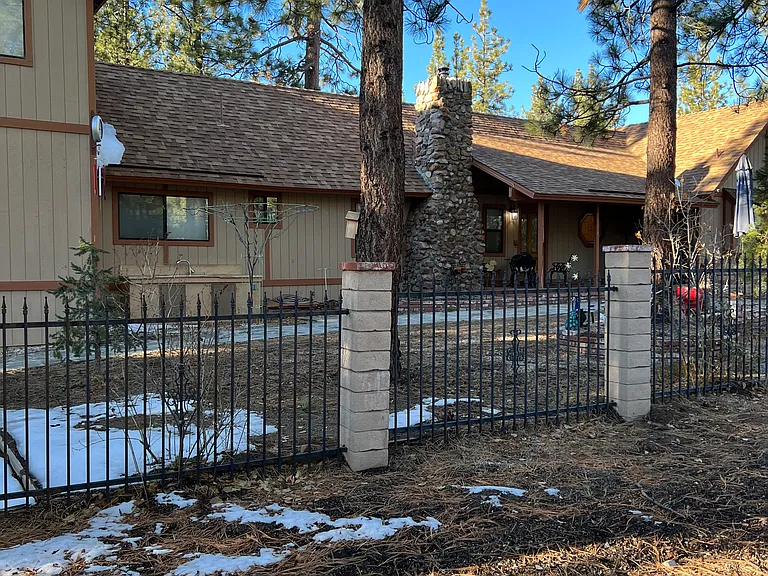 39900 Lakeview Dr — Photo 26