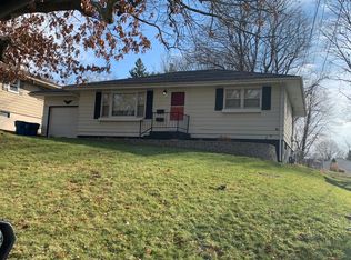 510 E 7th St, Dixon, IL 61021