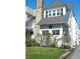 221 Sedgewood Rd, Springfield, PA 19064