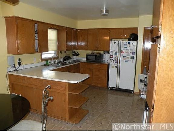 4th image of 5813 Aldrich Ave N