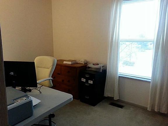 4th image of 462 Bricktone Dr