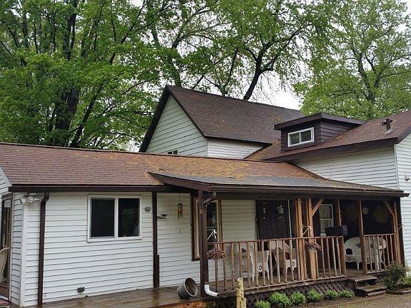 2nd image of 15 Wellington St