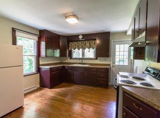 33 Springside Ave, Danbury, CT 06810