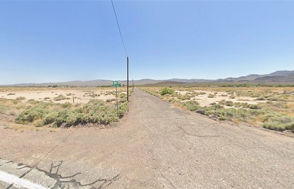 1st image of 47100 Autumn Leaf Rd