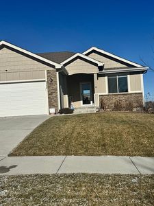 2006 Henry Dr, Wamego, KS, 66547