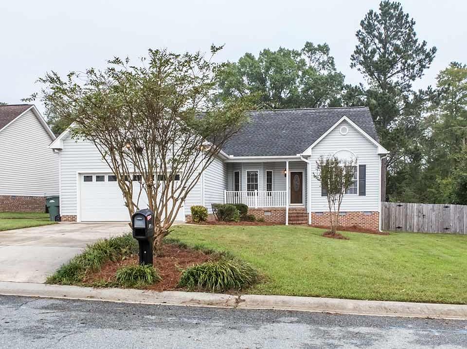 1st image of 514 Winesap Dr