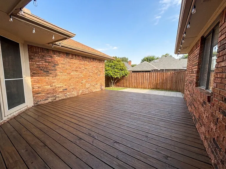 3420 Portside Ln — Photo 23