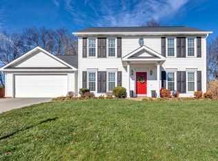 2827 Fawnridge Ln, Knoxville, TN 37938