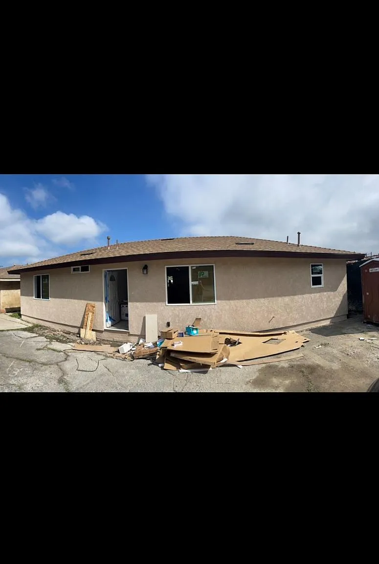 3 bed, 1200 sqft, $3,999 — Photo 1
