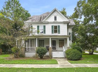 24262 Chadbourne St, Parksley, VA 23421