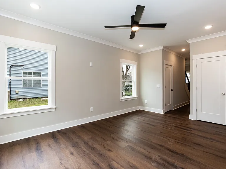 816 N Taylor St — Photo 13