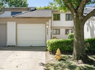 5583 Storrington Oval, Parma, OH 44134