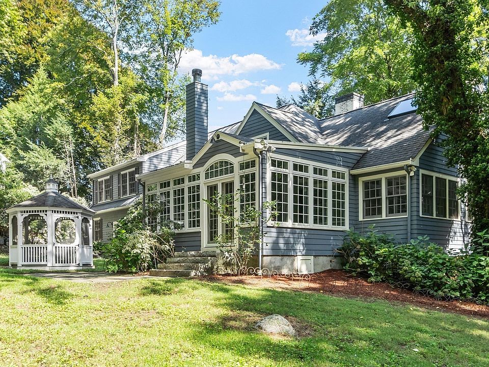 1st image of 5 Tavern Ln
