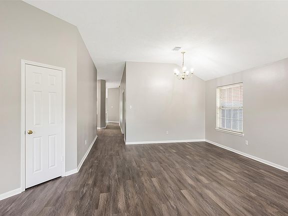 4th image of 6842 Moss Boulder Dr