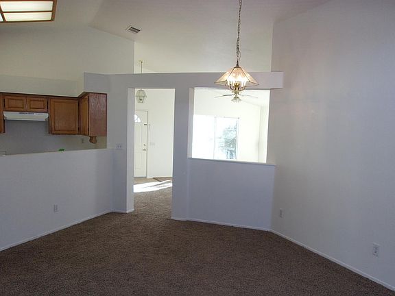 3rd image of 12798 Sweetwater Ct