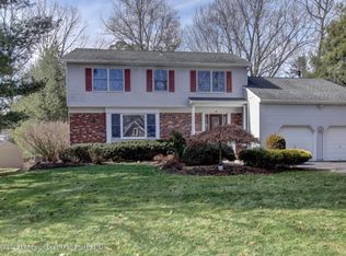 9 Saupe Dr, Manalapan, NJ 07726