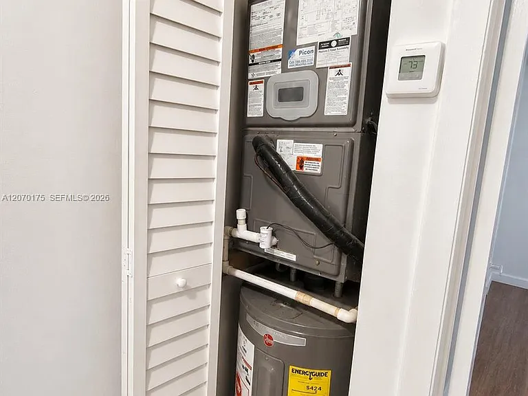 550 NW 82nd Ct #383 — Photo 21