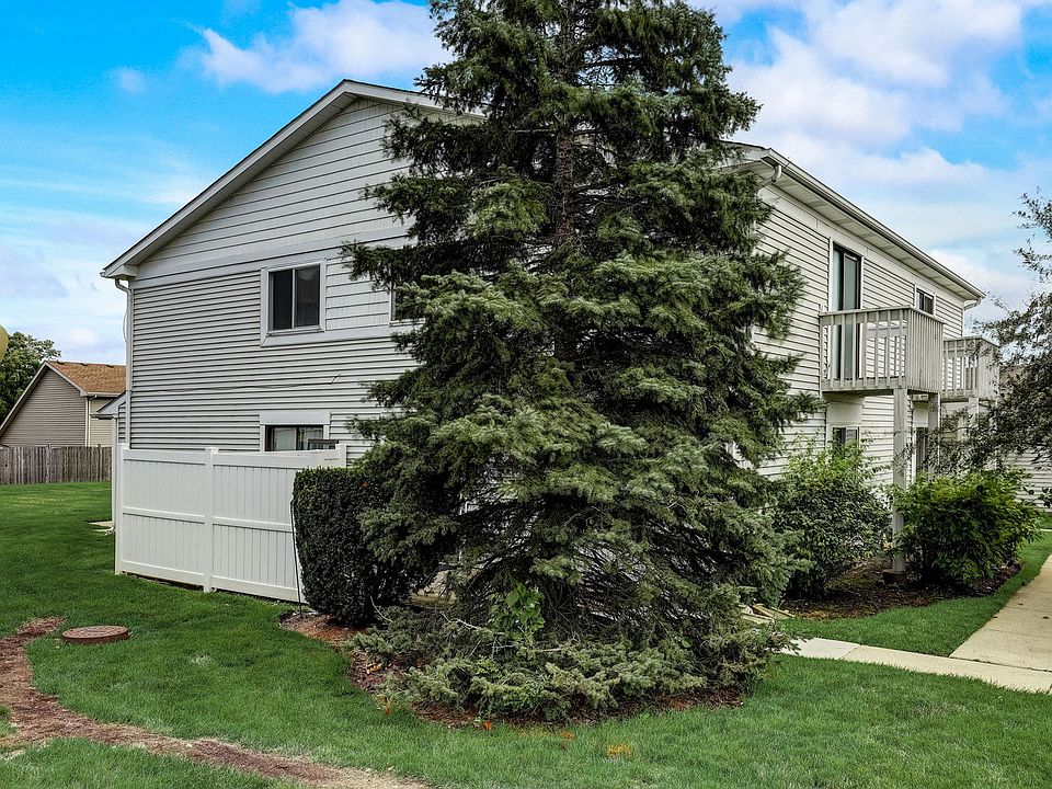 1st image of 1595 Cornell Pl
