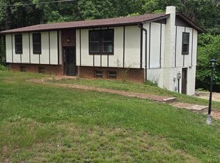 2500 Sunnymeade Rd, Rustburg, VA 24588