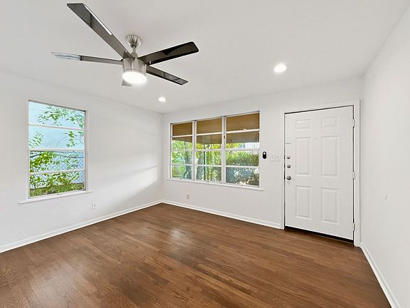 5th image of 4508 Bennett Ave #A