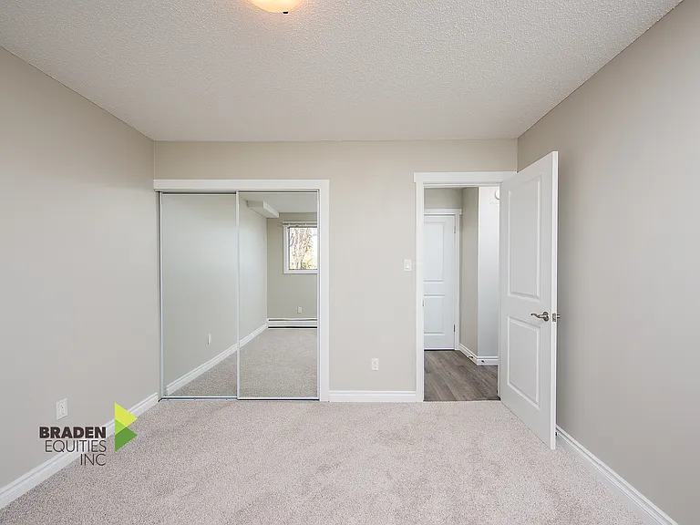 1602 Sherwood Dr — Photo 16