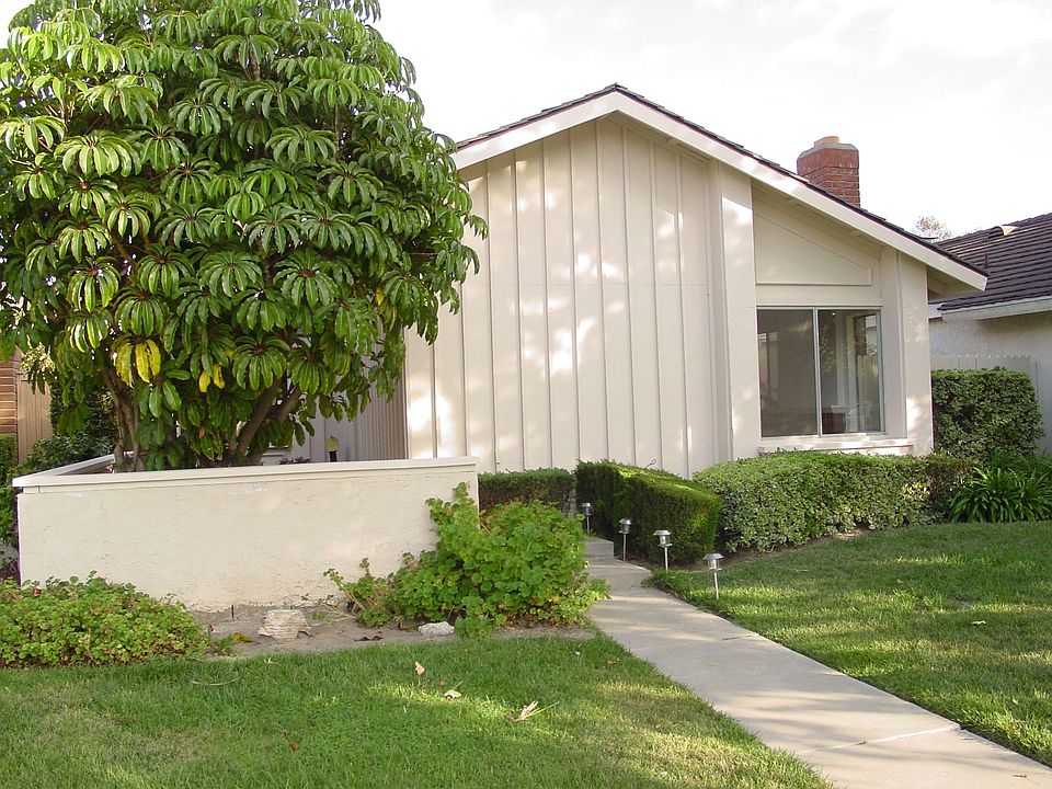 1st image of 14442 Poplar Dr