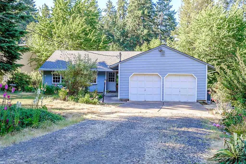 7050 SW Deerhaven Dr photo 1