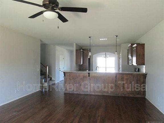 3rd image of 3371 S 208th East Ave