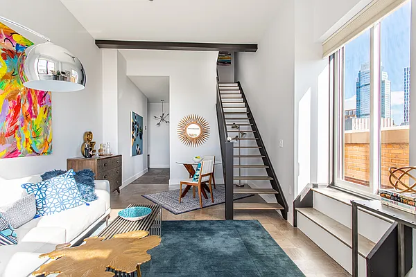 Sold by Compass | media 17