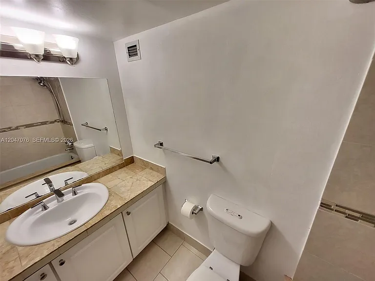 501 Three Islands Blvd #310 — Photo 15