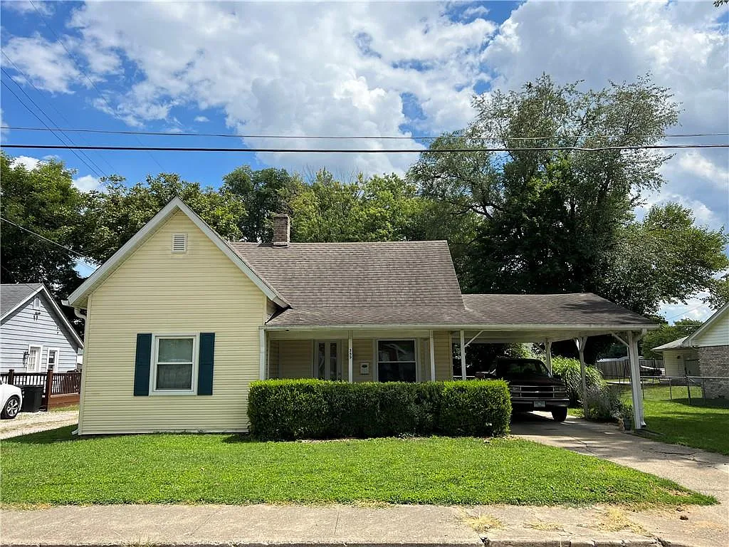 359 S Graham St photo 1