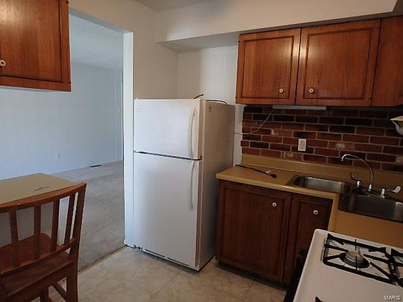 5th image of 8724 Santa Bella Dr APT D