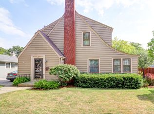 601 Prairie Ave, Downers Grove, IL 60515