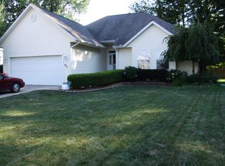 621 Ericston Ct, Painesville, OH 44077