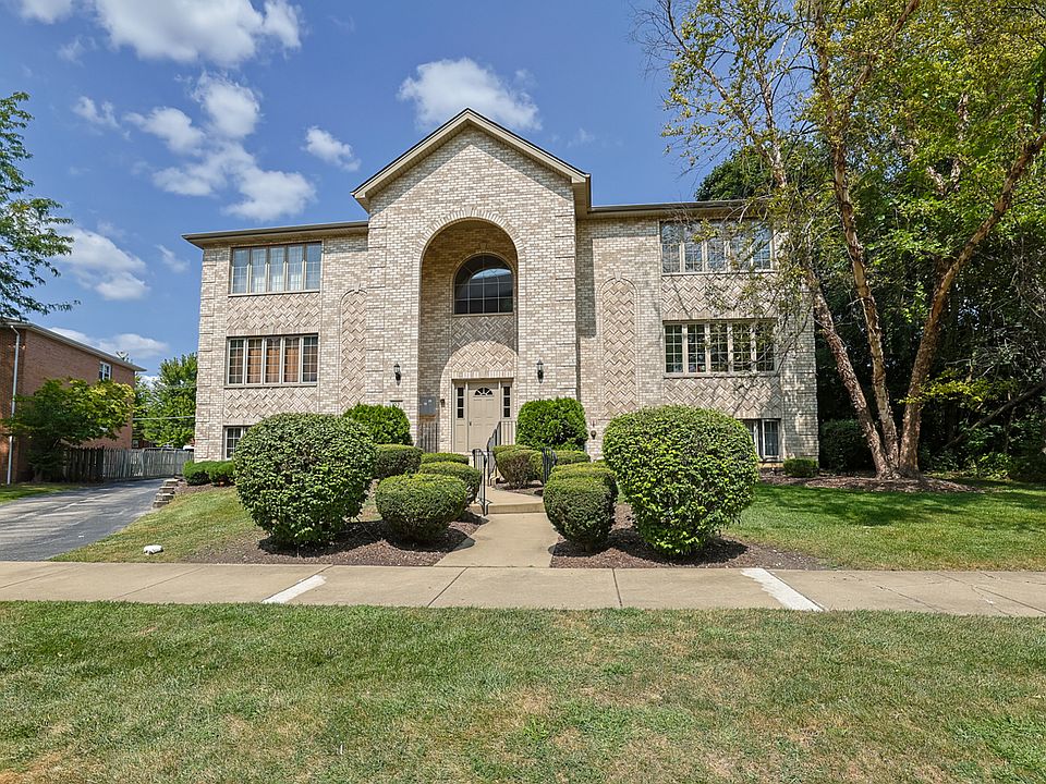 1st image of 32 E Hattendorf Ave APT 2B