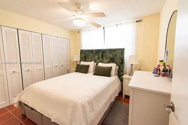 1621 Collins Ave #205 — Photo 30