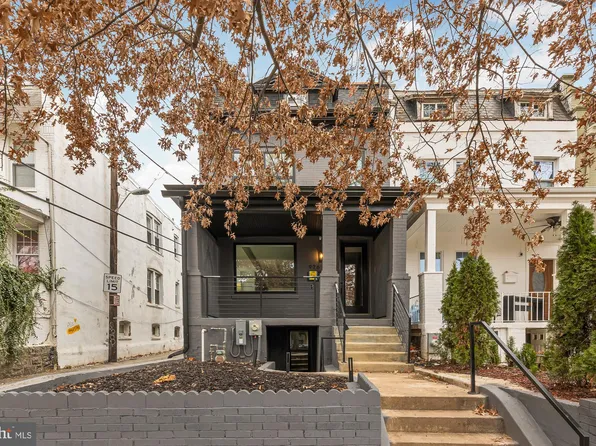 926 Shepherd St NW, Washington, DC 20011