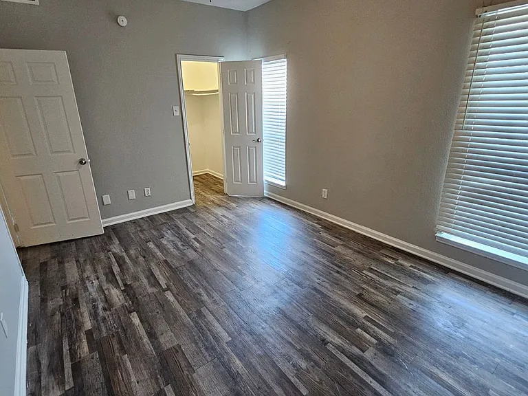 3209 Norwalk Ave #101 — Photo 23