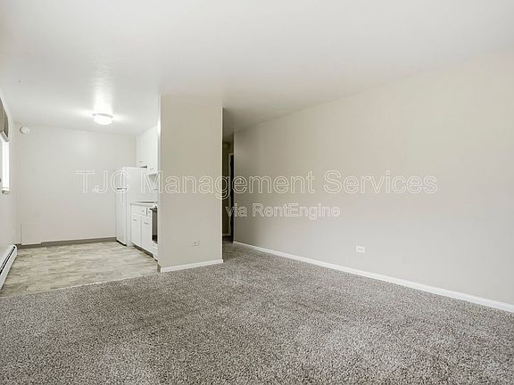 4th image of 42 N Pearl St APT 201