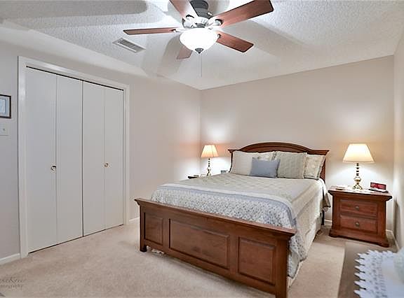 4th image of 1917 Chimneywood Ct