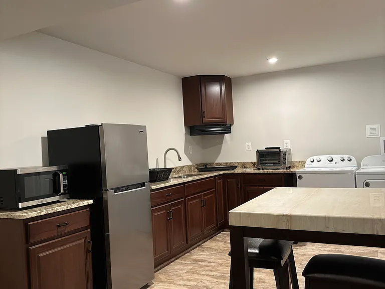 Birch Leaf Cir — Photo 9